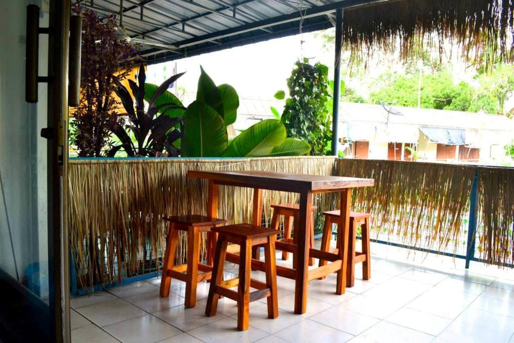 Backpacker Time Guest House Pattaya Exterior photo